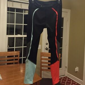 LULULEMON Pedal To The Medal 7/8 Tight